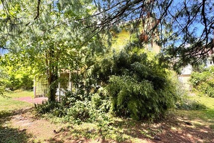 *Rosenberg! Abrissgrundstück mit Altsubstanz in ruhiger Lage – Bebaubar mit EFH, DH o. 2-FH* - Haus Hofheim Marxheim | Angebot:22605013