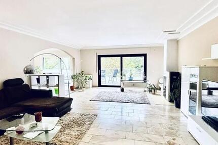 Moderne Penthouse-Wohnung in exklusiver Lage 5 zimmer