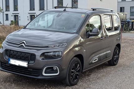 Citroen Berlingo 98.000 km 15.600 € Wiesbaden 65207