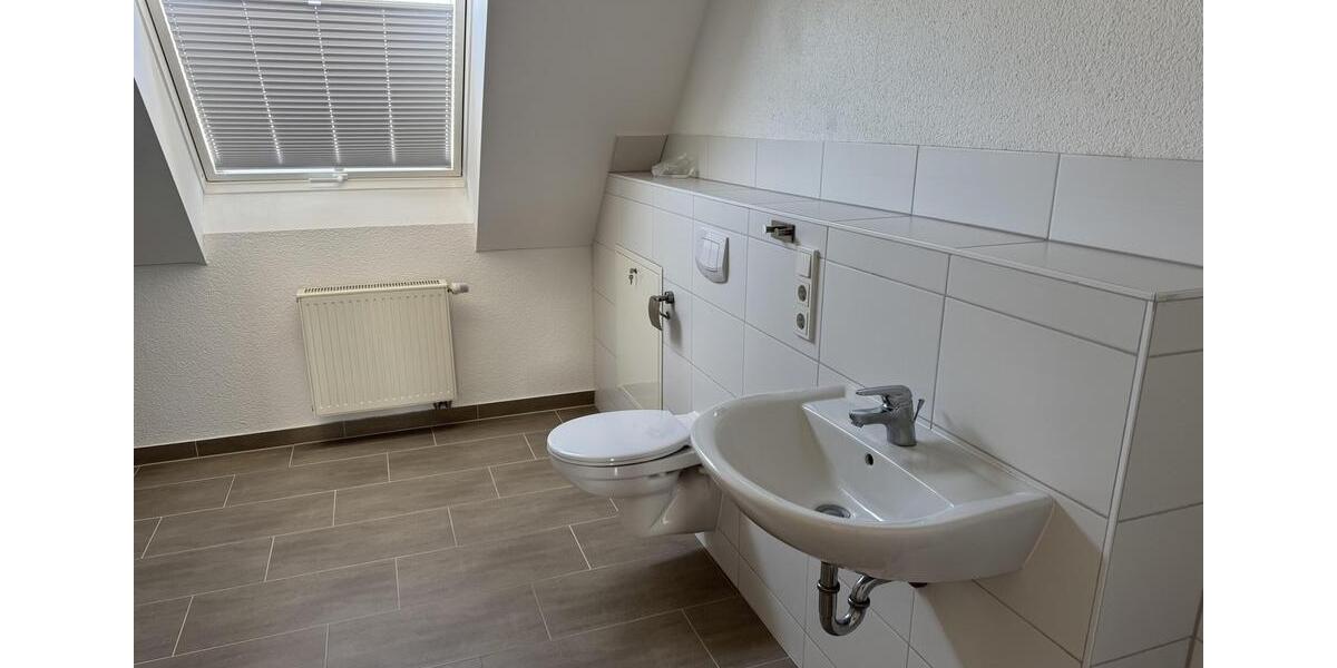 Maisonettenwohnung Frankfurt am Main Bergen-Enkheim - 4 Zimmer, 110 m&sup2;, 1.500&euro; | Angebot:26490680