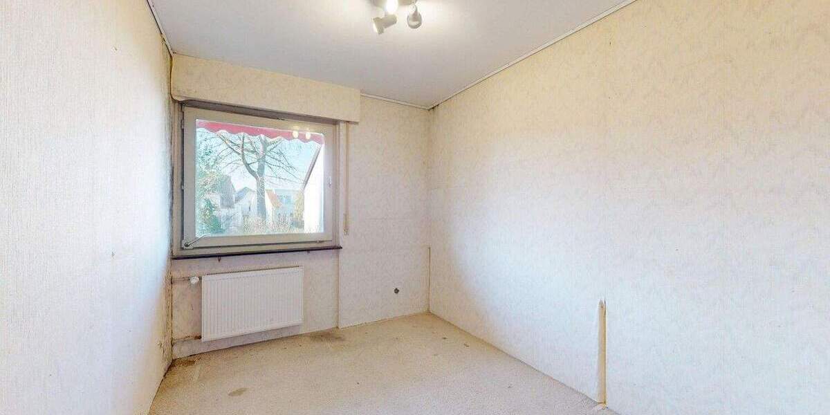 Reihenmittelhaus Frankfurt am Main Eckenheim - 6 Zimmer, 137 m&sup2;, 620.000&euro; | Angebot:25663775