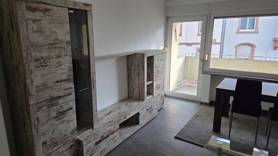 Etagenwohnung Frankfurt am Main Niederrad - 2 Zimmer, 65 m&sup2;, 1.150&euro; | Angebot:26248571