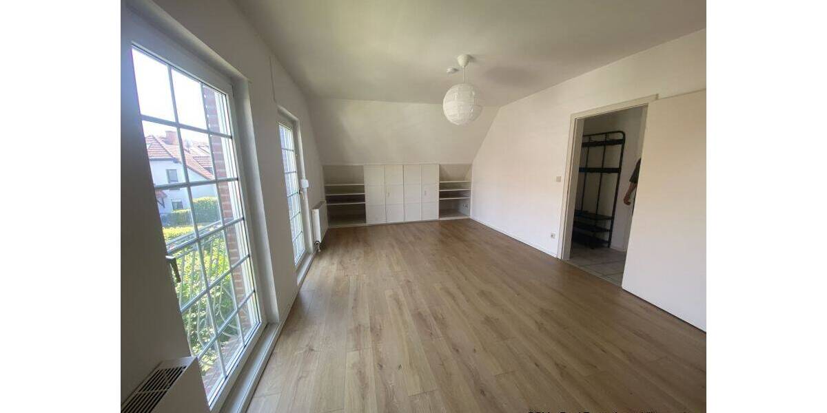 Etagenwohnung Rosbach von der Höhe Rodheim - 2 Zimmer, 72 m&sup2;, 950&euro; | Angebot:26927533