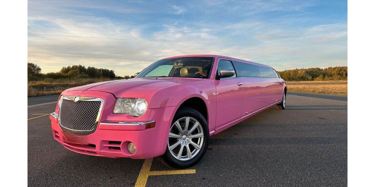 Chrysler 300C 180.000 km 23.499 &euro; Schöneck 61137