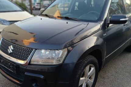 Suzuki Grand Vitara 190.000 km 2.750 &euro; Frankfurt am Main 60388