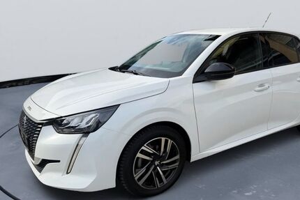 Peugeot 208 15.500 km 13.590 &euro; Frankfurt am Main 65933