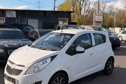 Chevrolet Spark 78.449 km 4.999 &euro; Frankfurt am Main 60486