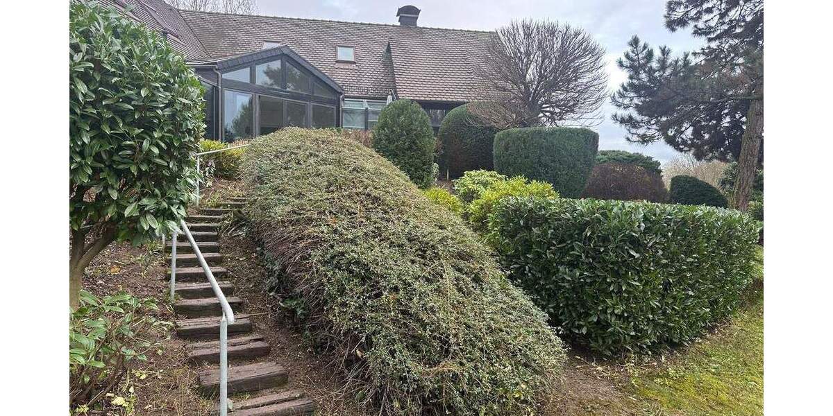 Einfamilienhaus Frankfurt am Main Nieder-Eschbach - 1 Zimmer, 1.590.000&euro; | Angebot:25246600