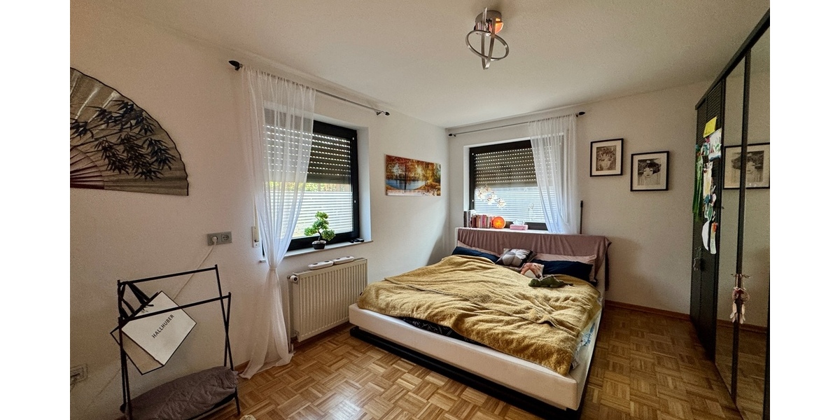 Friedrichsdorf: Großzügige Doppelhaushälfte mit separater Einliegerwohnung! - Doppelhaushälfte Friedrichsdorf | Angebot:25987215