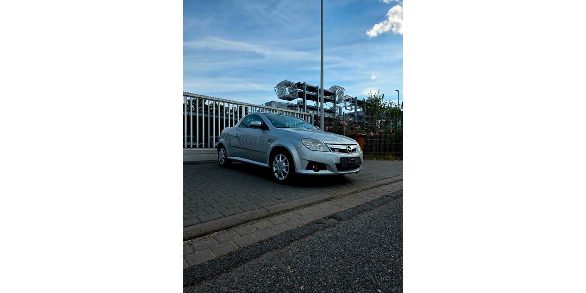 Opel Tigra 149.500 km 1.699 &euro; Flörsheim 65439