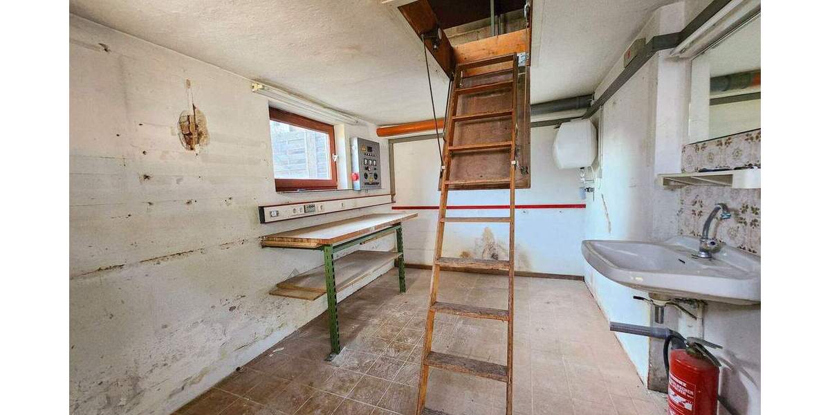 Einfamilienhaus Frankfurt am Main Nieder-Eschbach - 5 Zimmer, 128 m&sup2;, 499.000&euro; | Angebot:25780521