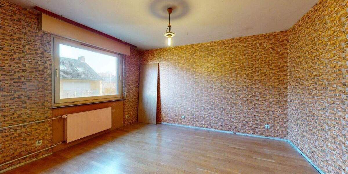 Reihenmittelhaus Frankfurt am Main Eckenheim - 6 Zimmer, 137 m&sup2;, 620.000&euro; | Angebot:24989665