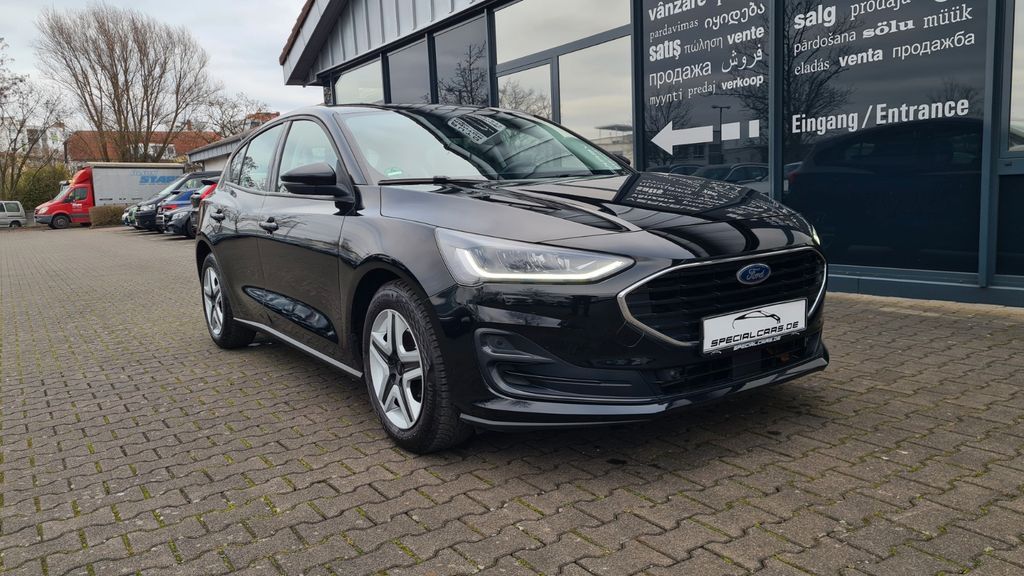Ford Focus 55.600 km 14.490 &euro; Offenbach am Main 63069