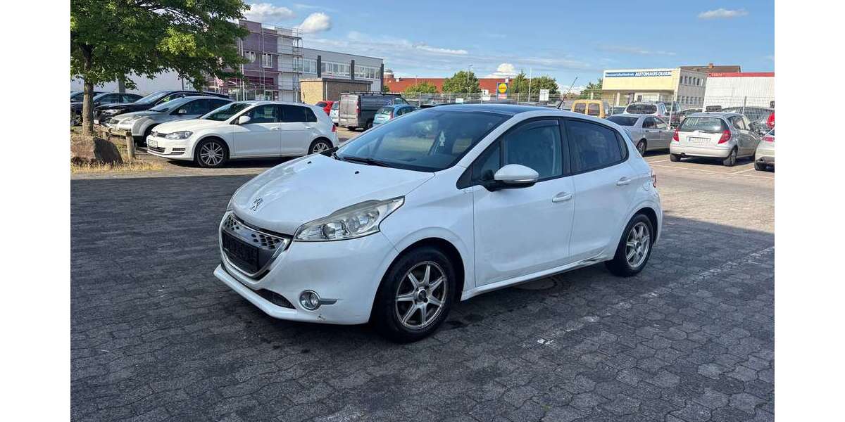Peugeot 208 296.200 km 2.999 &euro; Gross-Gerau 64521