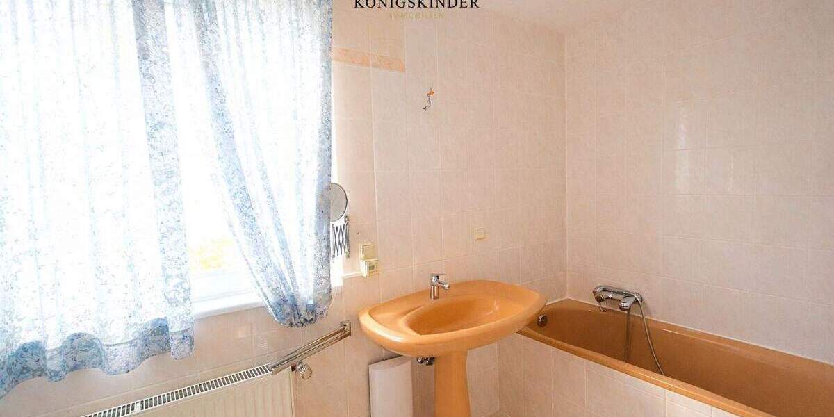 Doppelhaushälfte Niedernhausen / Oberjosbach Oberjosbach - 7 Zimmer, 258 m&sup2;, 555.000&euro; | Angebot:25772767