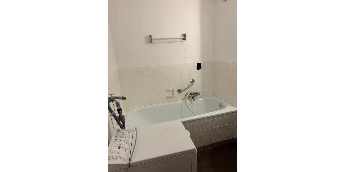 Etagenwohnung Frankfurt am Main Nied - 4 Zimmer, 76 m&sup2;, 299.000&euro; | Angebot:26120494
