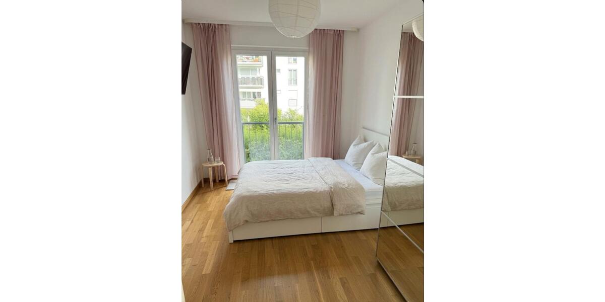 Etagenwohnung Frankfurt am Main Bockenheim - 4 Zimmer, 115 m&sup2;, 2.575&euro; | Angebot:26406747