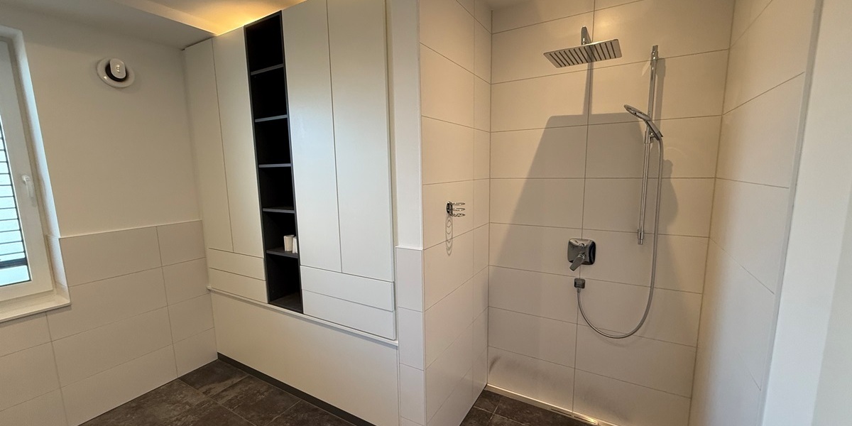 Bad Soden: Moderne und komfortable 3,5 Zimmer Wohnung in Neuenhain - Etagenwohnung Bad Soden | Angebot:24426174