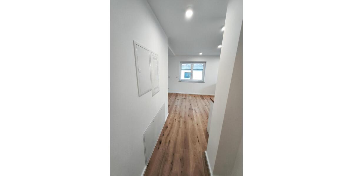 Dachgeschoßwohnung Frankfurt am Main Oberrad - 2 Zimmer, 62 m&sup2;, 1.450&euro; | Angebot:25405864