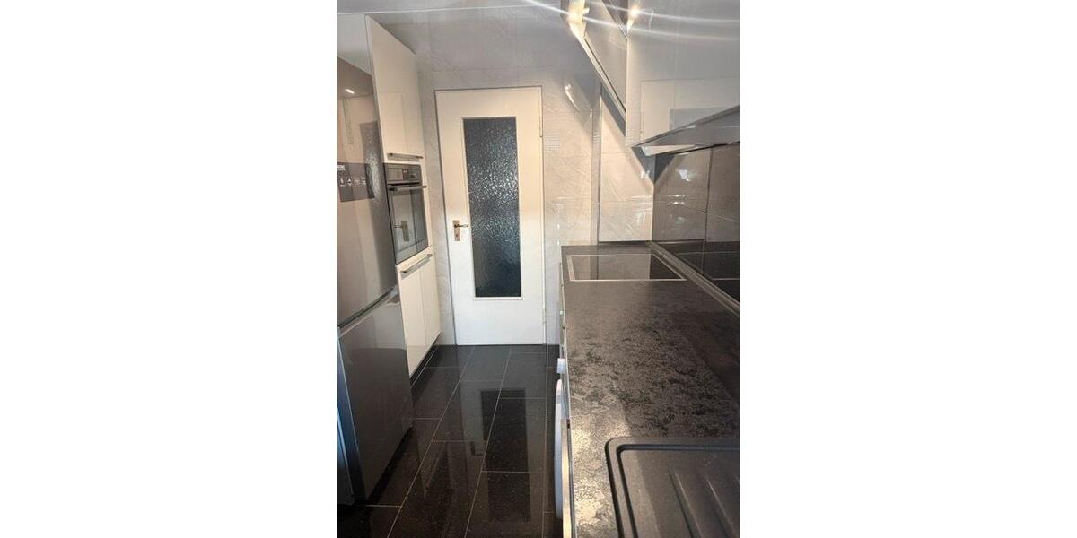 Etagenwohnung Frankfurt am Main Schwanheim - 3 Zimmer, 70 m&sup2;, 1.800&euro; | Angebot:26620828