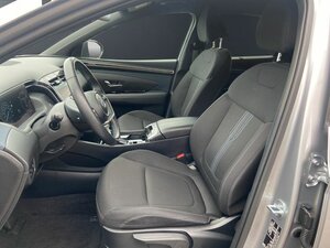 Hyundai Tucson 1.6 Edition 30+*LED*WinterP*Navi 18.000 km 26.590 &euro; Nidderau 61130