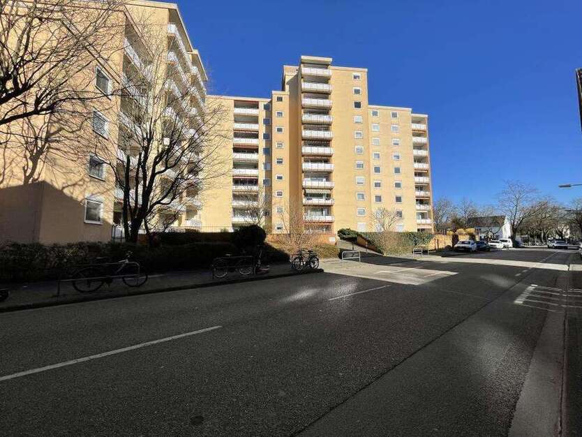 Wohnung zum Kaufen in Frankfurt am Main 395.000 € 103 m²