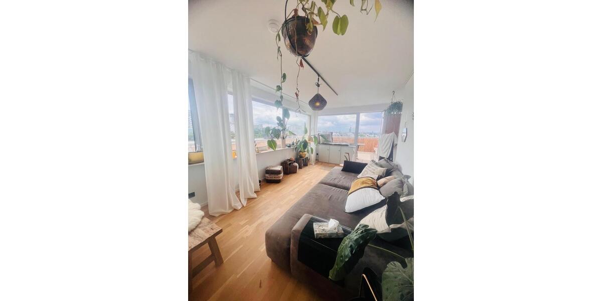 Penthouse mit atemberaubenden Skyline-Blick und Dachterrasse 3 zimmer