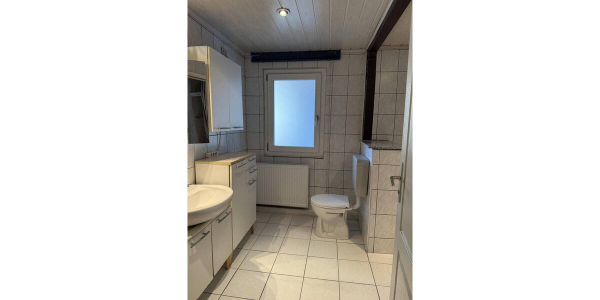 Einfamilienhaus Friedberg Ockstadt - 8 Zimmer, 195 m&sup2;, 2.490&euro; | Angebot:26358860