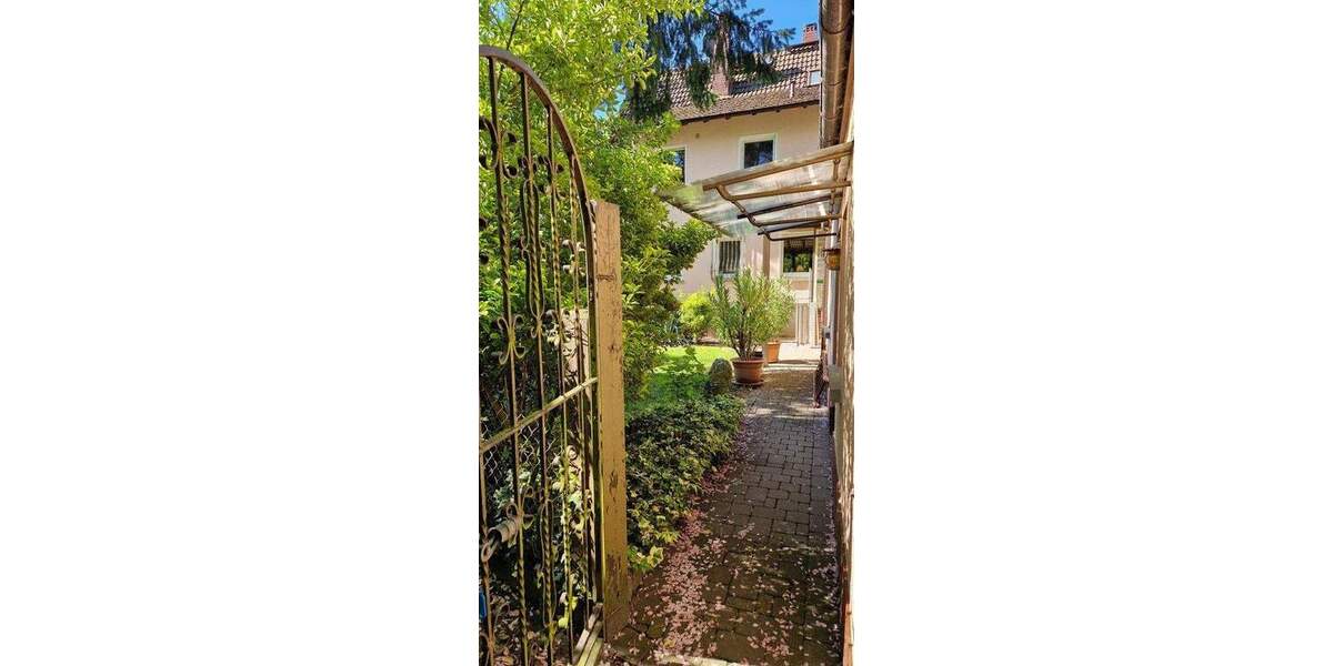 Mehrfamilienhaus, Wohnhaus Bad Homburg Ober-Erlenbach - 8 Zimmer, 177 m&sup2;, 725.000&euro; | Angebot:25657545