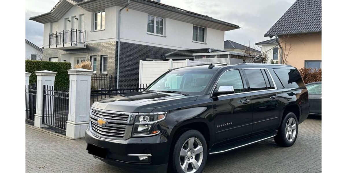 Chevrolet Suburban 62.000 km 42.900 &euro; Bad soden am Taunus 65812