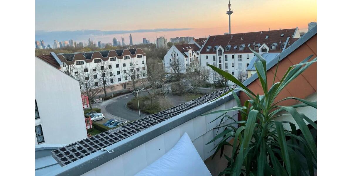 Maisonettenwohnung Frankfurt am Main Mitte-Nord - 3.5 Zimmer, 98 m&sup2;, 1.600&euro; | Angebot:26397948