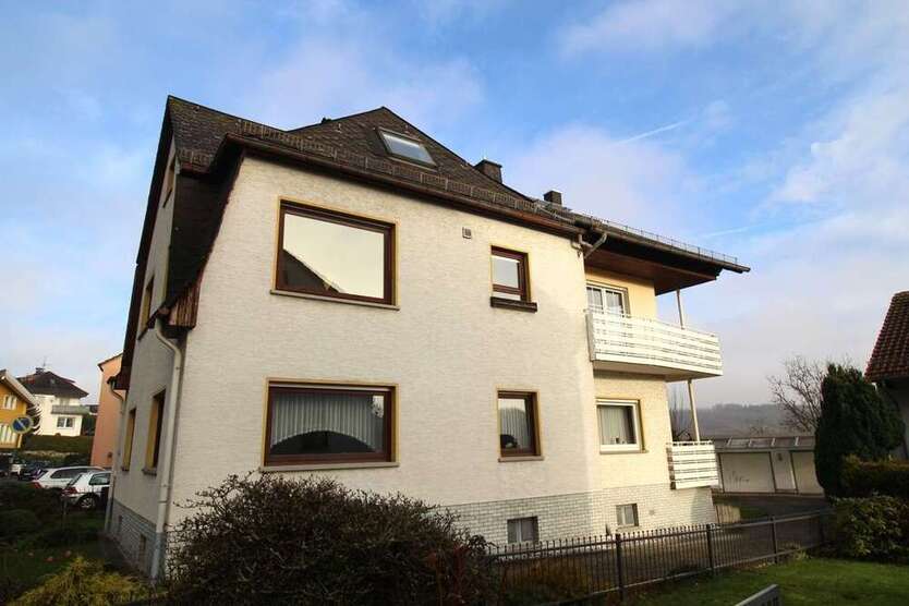 Haus zum Kaufen in Eppstein Bremthal 595.000 € 244 m²