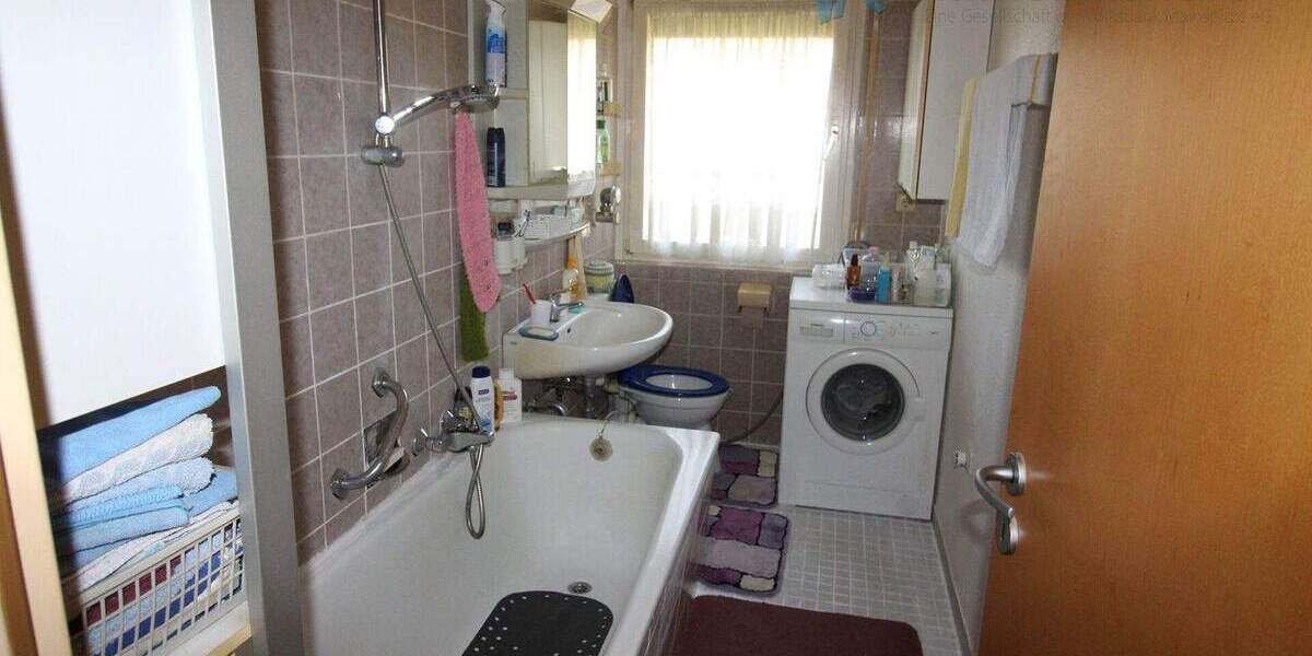 Etagenwohnung Bischofsheim - 3 Zimmer, 60 m&sup2;, 220.000&euro; | Angebot:25670400