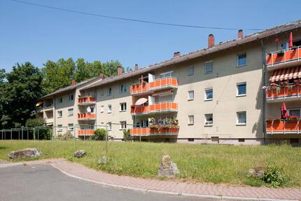 Modernisierte 3 Zimmerwohnung mit Balkon und Tageslichtbad 3 zimmer
