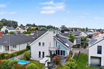 Haus Hanau Kesselstadt - 7 Zimmer, 240 m&sup2;, 949.000&euro; | Angebot:26885449