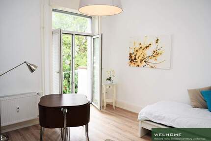 Pauschalmiete: Charmant möbliertes Single-Apartment mit Altbaucharme und Balkon 1 zimmer