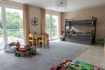 Familientraum: Modernes Zuhause mit Dachstudio & sonnigem Garten 4 zimmer