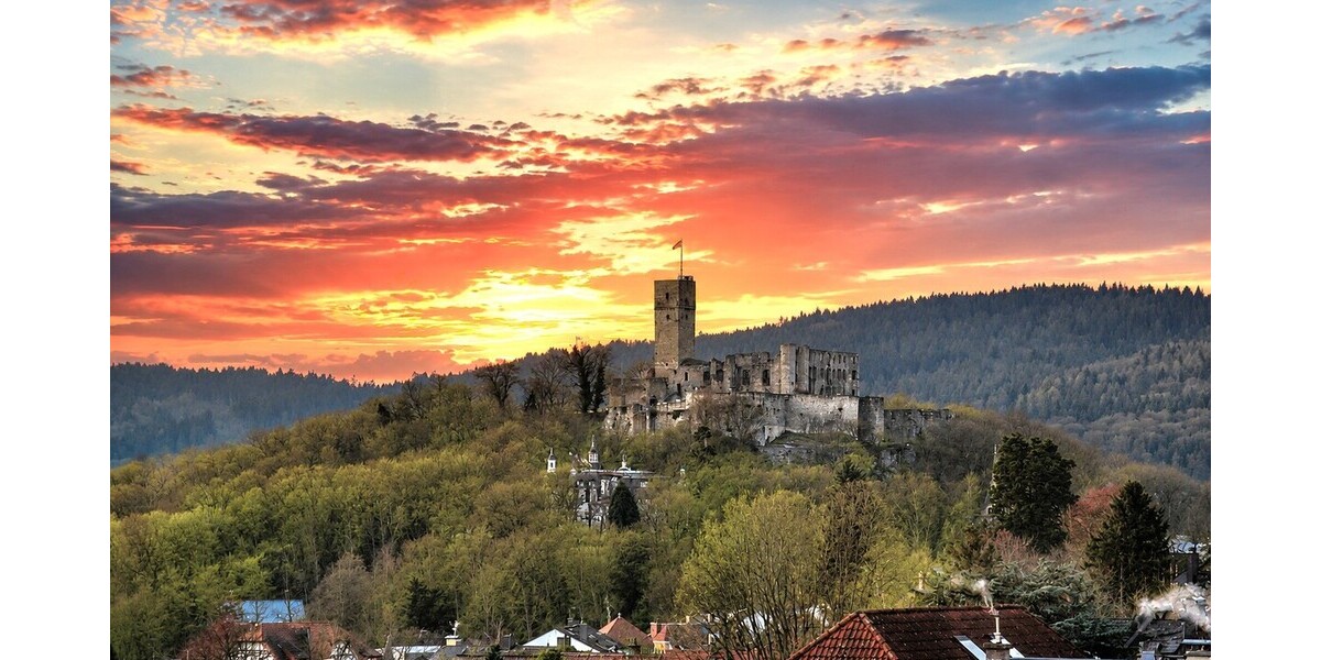 Praxis- oder Bürofläche mit Penthouse-Feeling im modernen Ärztehaus - Gewerbeobjekt Königstein | Angebot:26975149