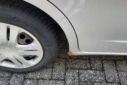 Honda Jazz 98.500 km 2.990 &euro; Frankfurt am Main 60528