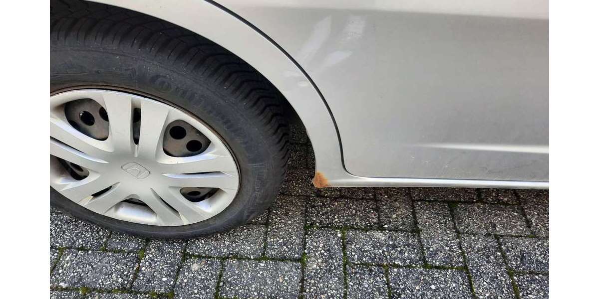 Honda Jazz 98.500 km 2.990 &euro; Frankfurt am Main 60528