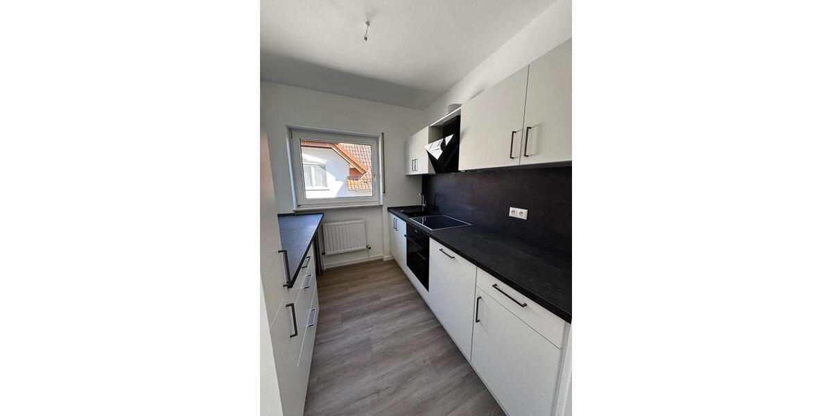 Etagenwohnung Oberursel (Taunus) - 3 Zimmer, 83 m&sup2;, 1.400&euro; | Angebot:26398502