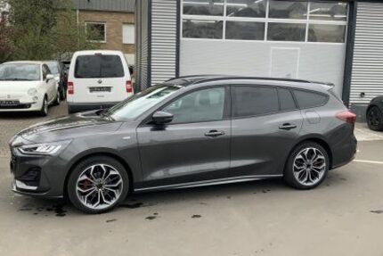 Ford Focus 49.650 km 17.900 &euro; Friedrichsdorf 61381