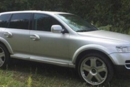 VW Touareg 204.000 km 12.500 &euro; eppstein 65817