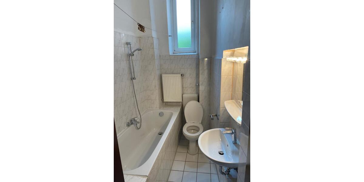 Etagenwohnung Frankfurt am Main Bockenheim - 4 Zimmer, 98 m&sup2;, 1.500&euro; | Angebot:26227370