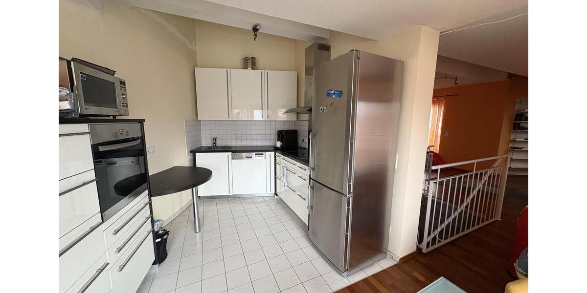 3 Zimmerwohnung mit 3 Balkonen, 1 Dachterrasse, 3 TG Plätze 3 zimmer