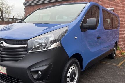 Opel Vivaro 136.000 km 16.990 € Rüsselsheim am Main 65428