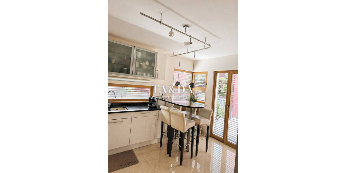 Reihenmittelhaus Frankfurt Kalbach-Riedberg - 6 Zimmer, 148 m&sup2;, 1.169.000&euro; | Angebot:26377245