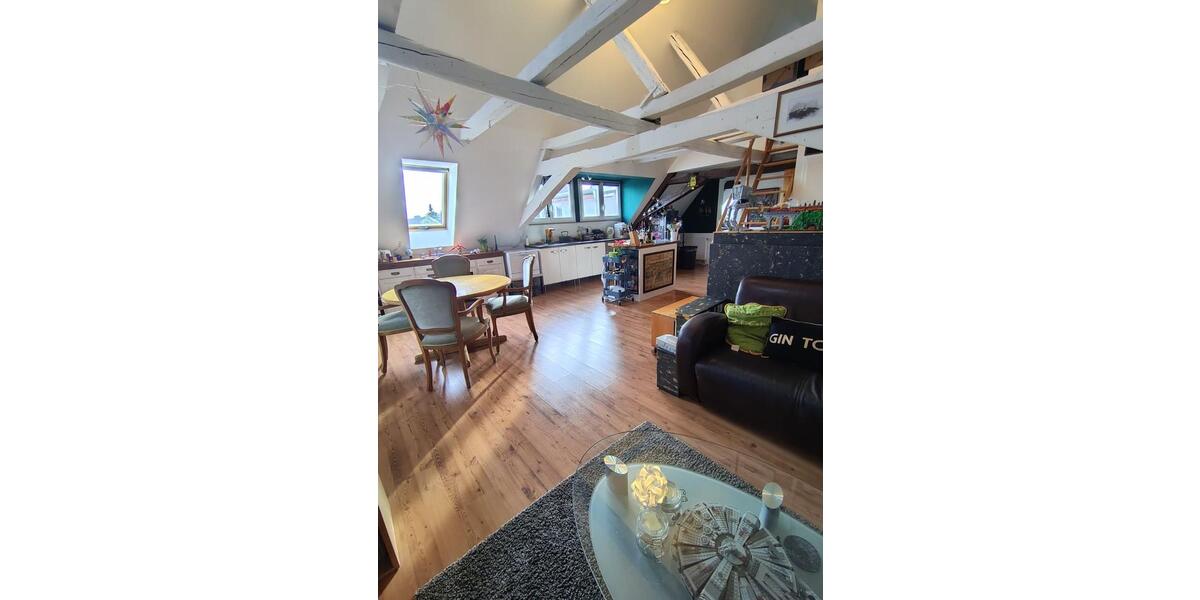 Dachgeschoßwohnung Groß-Zimmern Zimmern - 2 Zimmer, 87 m&sup2;, 890&euro; | Angebot:25637665