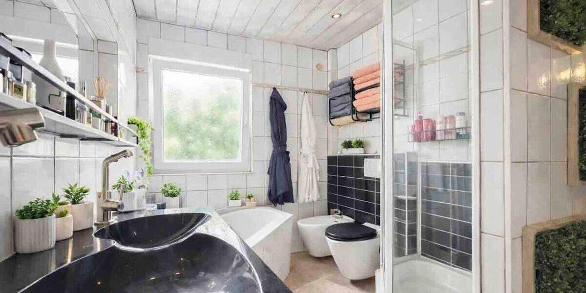 Mehrfamilienhaus, Wohnhaus Schöneck Büdesheim - 8 Zimmer, 230 m&sup2;, 565.000&euro; | Angebot:25702263