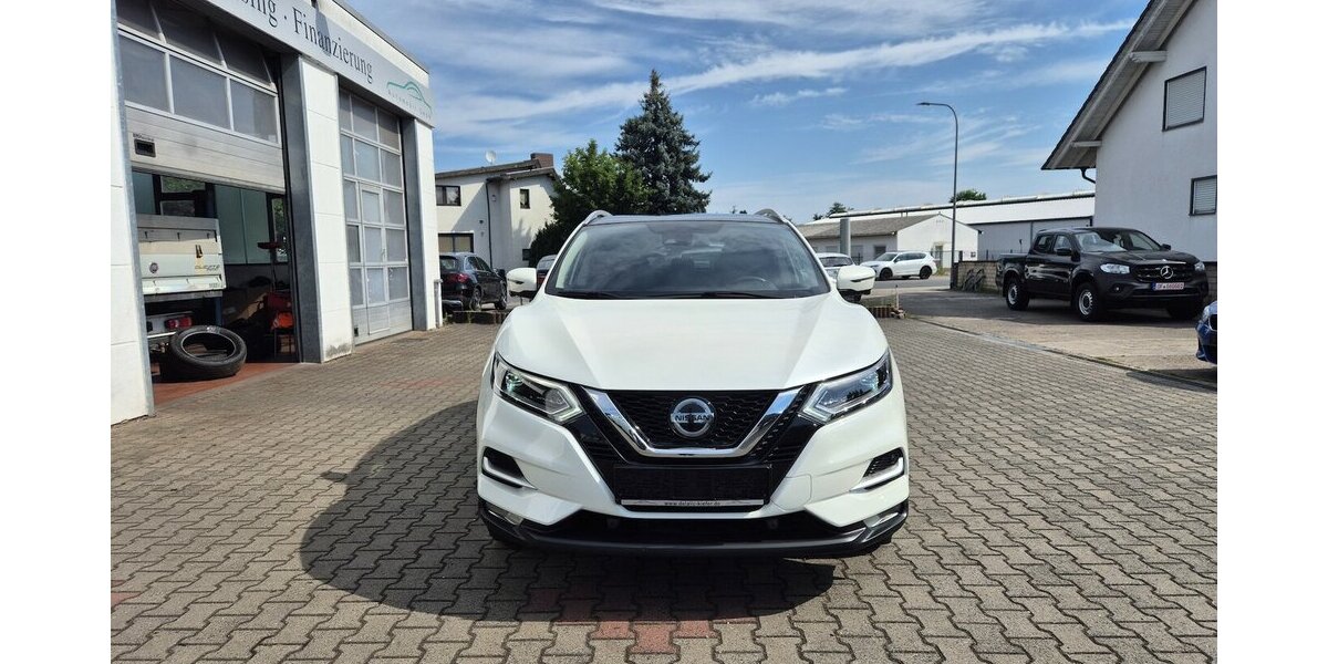 Nissan Qashqai Akari, Kamera, Android Auto, Panoramadach, 72.315 km 18.390 &euro; Rodgau 63110